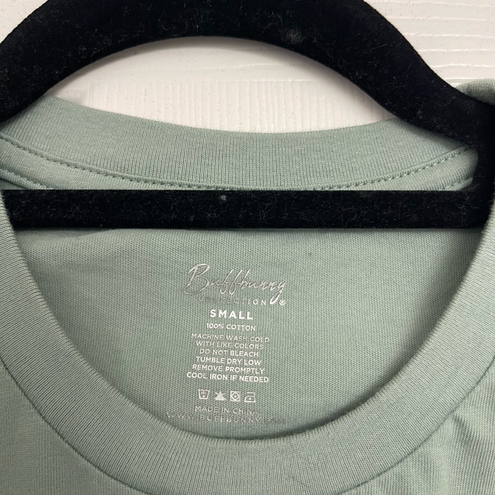 Buffbunny Build Crop Tee Arctic Moss | Size Small - Picture 2 of 5